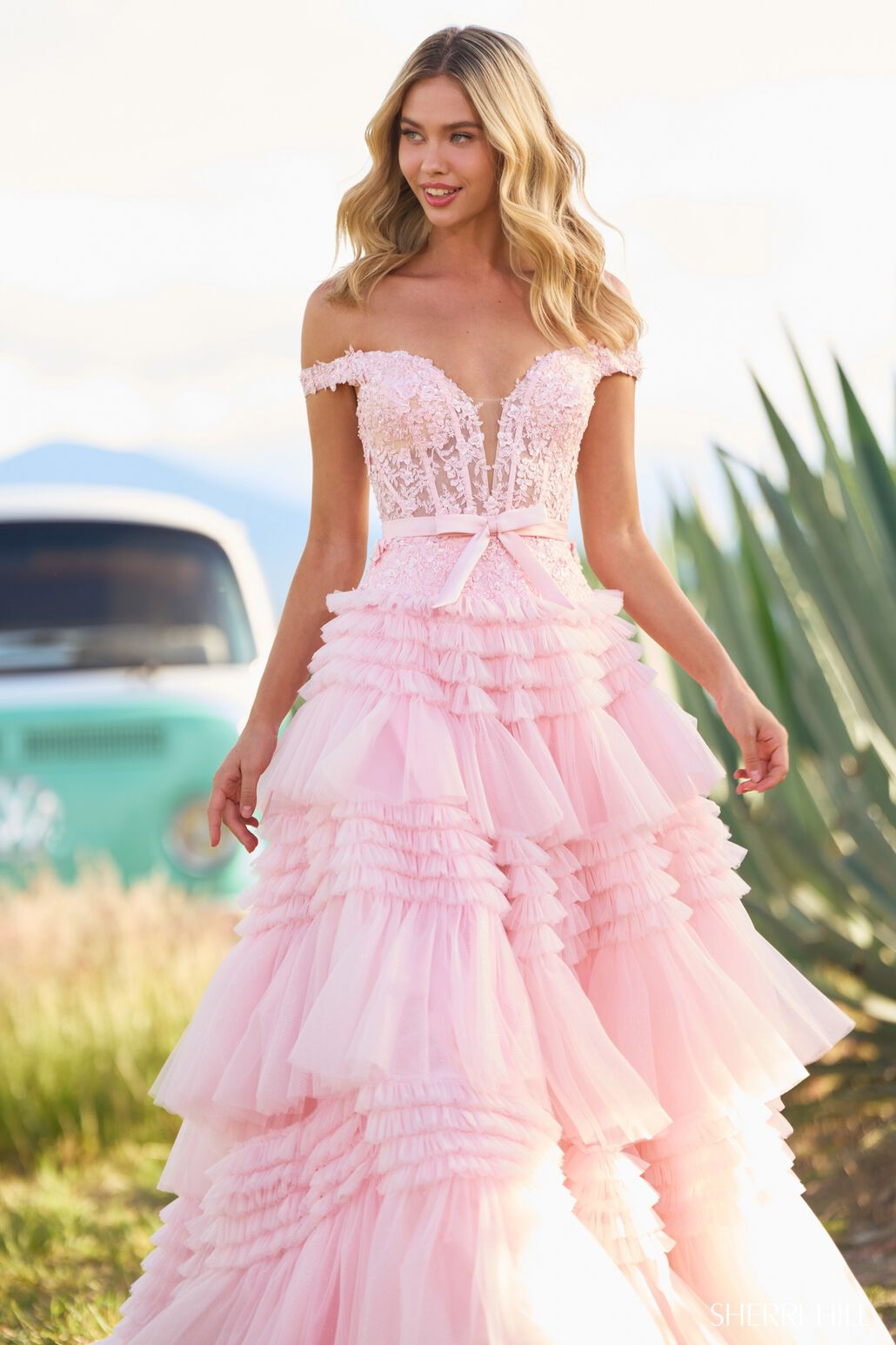 SHERRI HILL - 55309 - Tulle Ballgown with Lace Corset Bodice